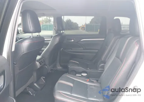 2019 Toyota Highlander Se z USA, uszkodzony, nr VIN 5TDJZRFH7KS965501